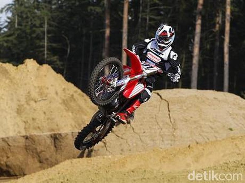 Honda CRF (Foto: Honda) Honda CRF (Foto: Honda)