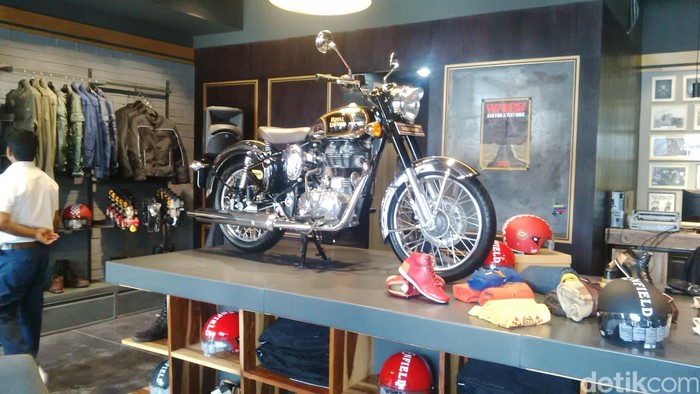 Royal Enfield Resmikan Diler Pertama di Indonesia