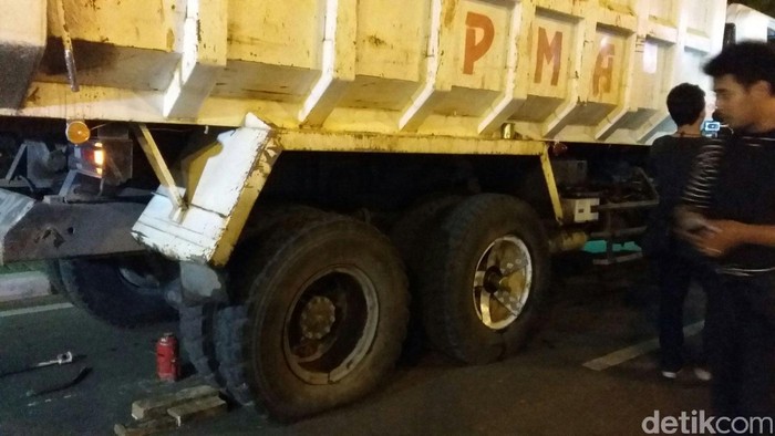 Kapolres Jakpus: Suara Dentuman di Thamrin Itu Ban Truk yang Meletus