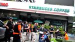 Begini Kerusakan Starbucks Pasca Ledakan