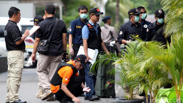Diduga Ada Pelaku Teror Perempuan Dalam Bom Thamrin