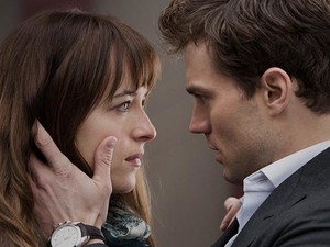Fifty Shades of Grey Masuk Daftar Nominasi Film Terburuk