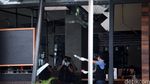 Pasca Ledakan, Polisi Olah TKP di Starbucks