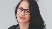 Pevita Pearce yang mencuri perhatian para pria. Asep Syaifullah/detikFoto.