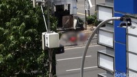 Seorang polisi jadi korban dalam kejadian tersebut.