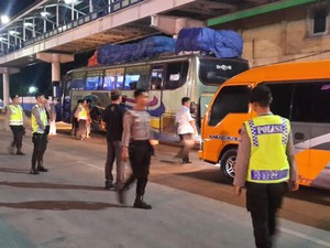 Sejak Semalam, Polisi Perketat Keamanan Pelabuhan Merak dan Gelar Razia