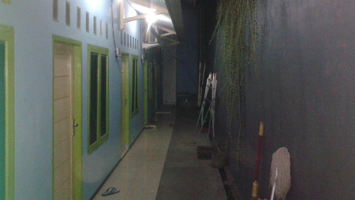 Rumah kontrakan Edo