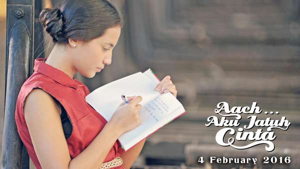 Cuplikan Romantika Pevita dan Chicco di Film Aach... Aku Jatuh Cinta Cuplikan Romantika Pevita dan Chicco di Film Aach... Aku Jatuh Cinta