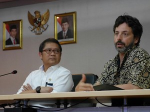 Pendiri Google Ingatkan Sisi Gelap Robot AI