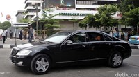 Sepanjang blusukannya ke Thamrin dan beberapa wilayah Jakarta, Jokowi juga menyaksikan sendiri kegiatan masyarakat berlangsung normal. Tak terlihat dampak negatif aksi teror dalam aktivitas masyarakat.
