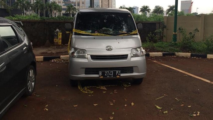 Ini Penampakan Mobil yang Digunakan Pelaku Bom Thamrin dan Kini Diamankan Polisi