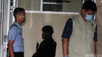Ruang kerja Damayanti terletak di lantai 6 Gedung Nusantara I, Senayan, Jakarta Pusat.