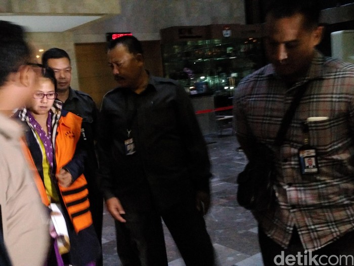 24 Jam Lebih Diperiksa, Politisi PDIP Langsung Ditahan di Rutan KPK