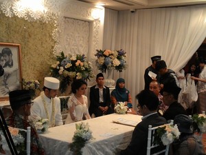 Aryani Fitriana Resmi Dipersunting Donny Michael