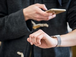 Komdigi Buka Lelang Frekuensi 700 MHz dan 2,6 GHz, Target 4G-5G ke Pelosok