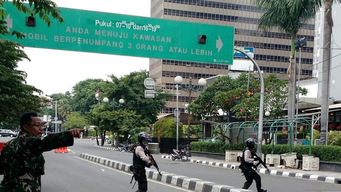 Pelaku Teror Thamrin Titip Anak Istri untuk Dirawat Tersangka Lain yang Masih Hidup