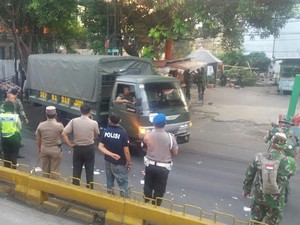 Pengosongan Komplek Zeni Masih Berjalan, Jalur Mampang-Duren Tiga Belum Dibuka