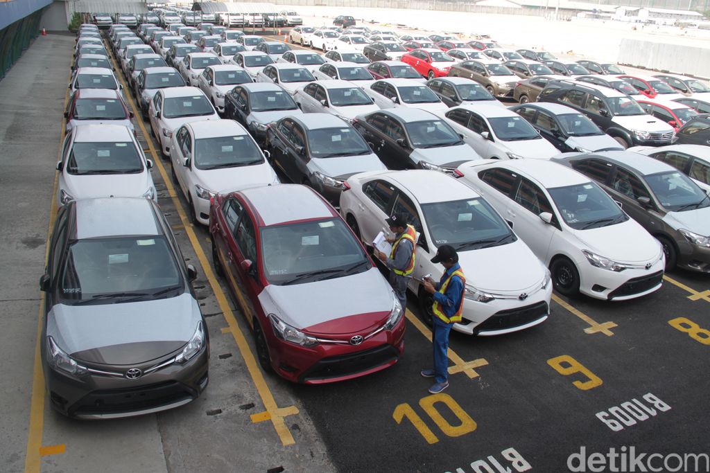 Ekspor mobil Toyota Fortuner, Yaris, Vios