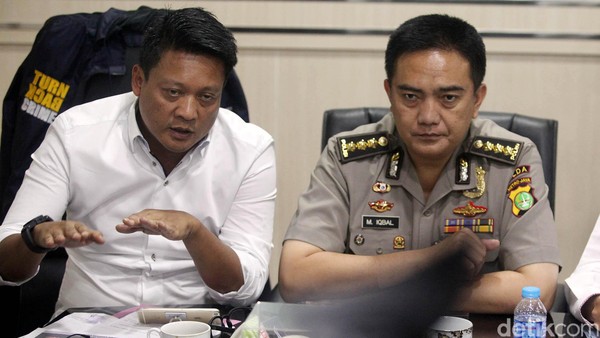 Polda Metro Beri Keterangan Kematian Mirna