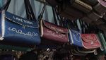 Surga Belanja di Samosir