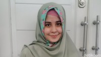Tanpa embel-embel nama Stuart Collin, Risty memberi anaknya yang berjenis kelamin laki-laki itu dengan nama Arkana Rafif Bisyari.