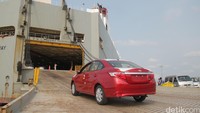 Mobil terakhir yang masuk dalam 10 besar mobil terlaris ialah Toyota Vios. Mobil ini sudah terdistribusi sebanyak 7.047 unit. Foto: Toyota