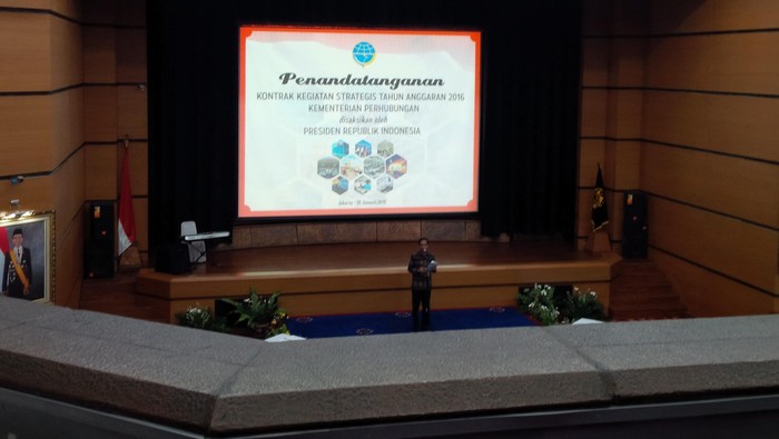 Jokowi Saksikan Penandatanganan 12 Kontrak Strategis Kemenhub Senilai Rp 2 T
