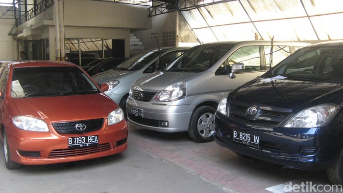 Mobil bekas taksi