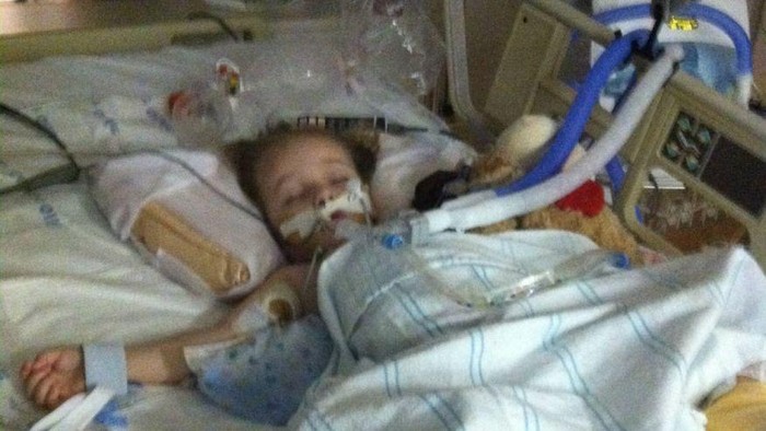 Balita Ini Muntah-muntah Setelah Telan 9 Magnet