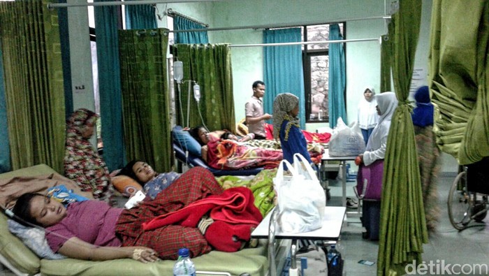 Kondisi 14 Korban Keracunan Makanan Hajatan Di Sukabumi Kritis