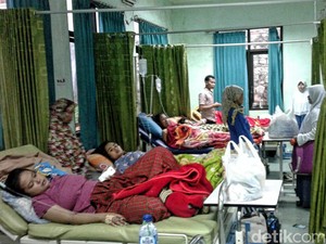 Kondisi 14 Korban Keracunan Makanan Hajatan Di Sukabumi Kritis