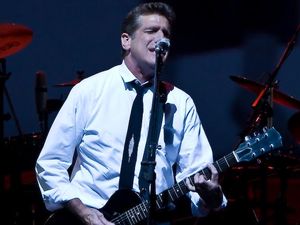 Musisi Rock Glenn Frey Meninggal Dunia