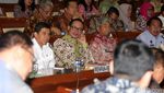 Komisi IX Raker dengan 6 Kementerian