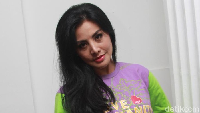 Cici Paramida Masih Sabar Soal Pasangan