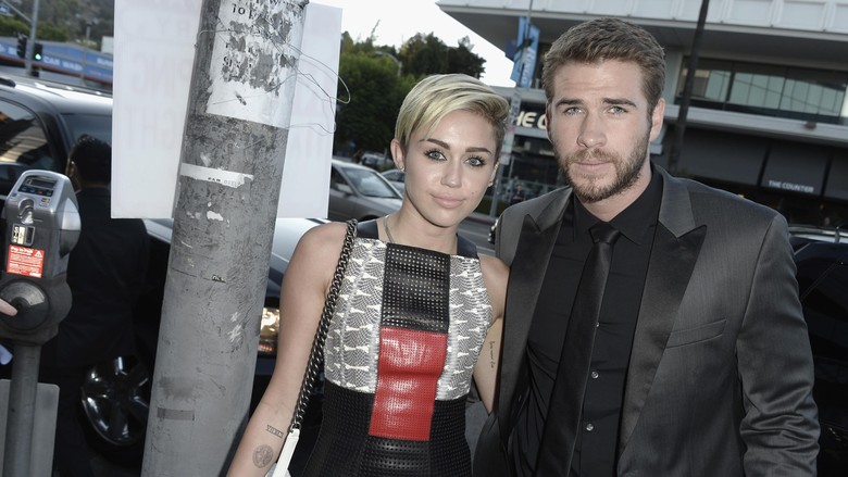 Ini Alasan Miley Cyrus dan Liam Hemsworth Belum Menikah Ini Alasan Miley Cyrus dan Liam Hemsworth Belum Menikah