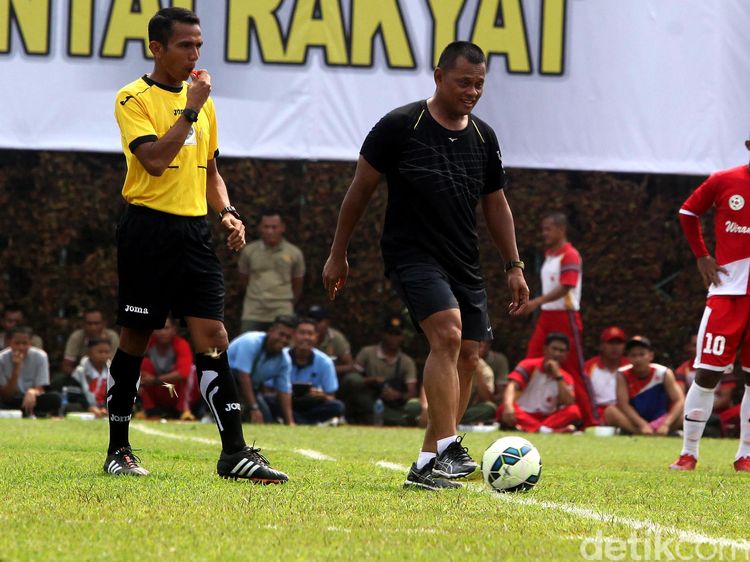 Panglima TNI Buka Eksebisi Sepakbola PS TNI
