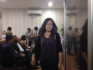 Pengacara Jessica: Hani Juga Minum Kopi Mirna, Kenapa yang Satu Tewas?