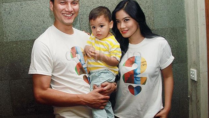 Romantis Ala Christian Sugiono, Kejutan di Balik Nonton Film Horor