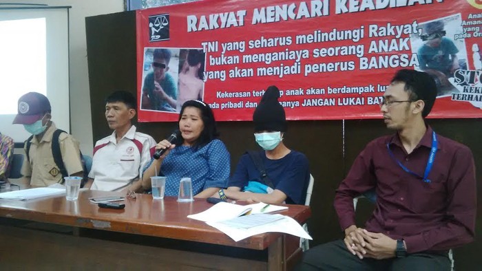 LBH Jakarta Hadirkan 2 Bocah yang Diduga Dipukuli Oknum TNI di Depok