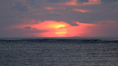 Sunset di Pantai Kuta yang Tidak Pernah Membosankan