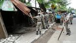 Satpol PP Bongkar Bangunan Liar di Manggarai