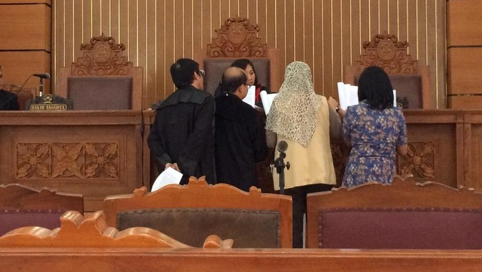 Saksi: Sejak Ada Penambahan Crane, Hampir Tak Ada Antrean di Pelabuhan