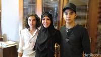 Selain itu Maia lebih memilih untuk merawat ketiga putranya dibandingkan menghabiskan waktu dengan pria lain. Dicky Ardian/detikHOT