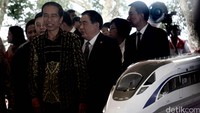 Kereta cepat ini akan menghubungkan Stasiun Halim Perdanakusuma di Jakarta Timur-Stasiun Tegalluar (seberang Gede Bage) di Bandung, Jawa Barat yang bisa ditempuh dalam waktu sekitar 35 menit. (dok detikcom).