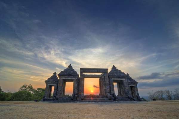 Sunset Candi Ratu Boko