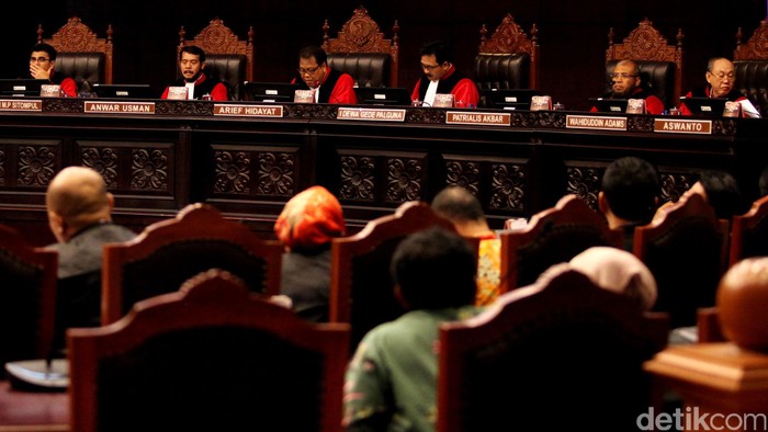 MK Putuskan Hanya Adili 9 Sengketa Pilkada, Ahli: Hukum Alat Rekayasa Sosial