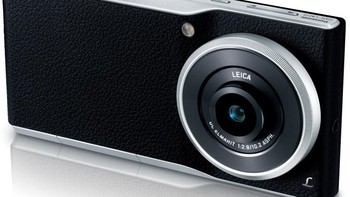 Panasonic membekalinya dengan lensa 22mm Leica DC berukuran 20 megapixel. Foto: Panasonic