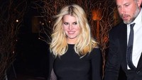 Jessica Simpson menolak untuk mengungkap nama sang aktor. Foto: ist