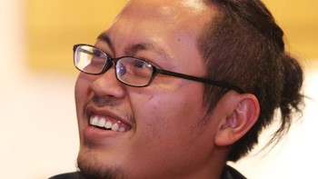 Tapi CEO Bukalapak ini tak pantang menyerah. Ia mencari cara bagaimana bisa menyakinkan pihak UKM dan konsumen yang saat itu masih belum akrab dengan bisnis online. Kami menawari tiap hari, selain itu ngajakin teman-teman, kenangnya. Foto: Ari Saputra