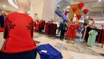 Diskon Tiap Hari Pengunjung Serbu Metro Department Store